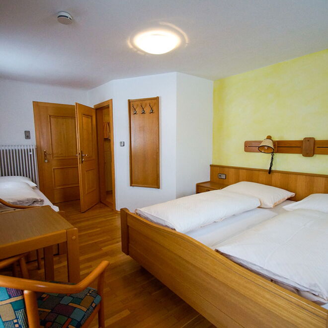 the additional room for 3 persons next to the flat Ennstal